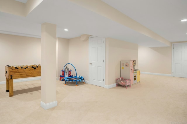 rec room with baseboards, carpet flooring, and recessed lighting