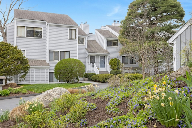 201 Rowayton Woods Dr Unit 201, Norwalk, CT 06854 - view of front of property featuring roof with shingles