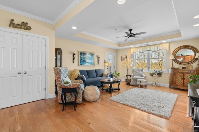 95 S Ridge Ln Unit G103, Berlin, CT 06037 - living room with a tray ceiling, crown molding, a ceiling fan, and recessed lighting