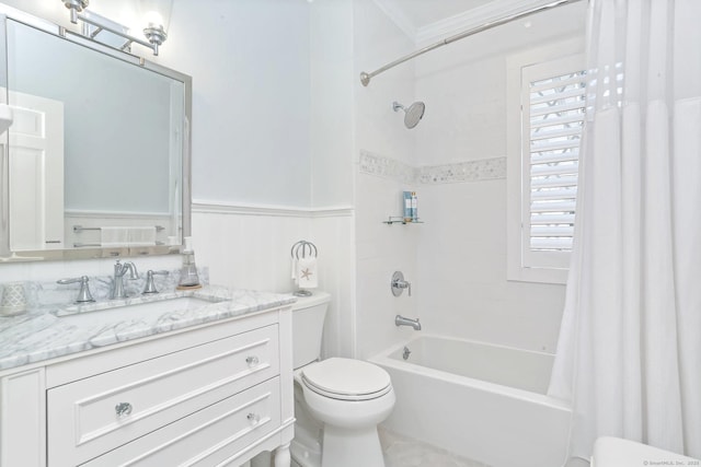 47 Peaceable St, Ridgefield, CT 06877 - full bathroom with toilet, shower / tub combo with curtain, vanity, and wainscoting
