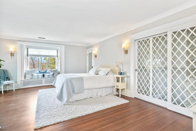 47 Peaceable St, Ridgefield, CT 06877 - bedroom featuring dark wood-style floors, ornamental molding, and baseboards