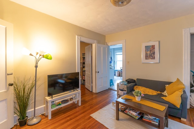 192 Mansfield St, New Haven, CT 06511 - living room featuring wood finished floors