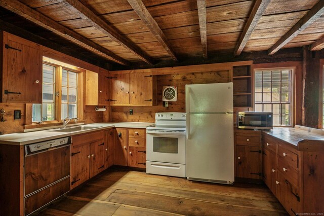 184 Sunset Rd, Hartland, CT 06027