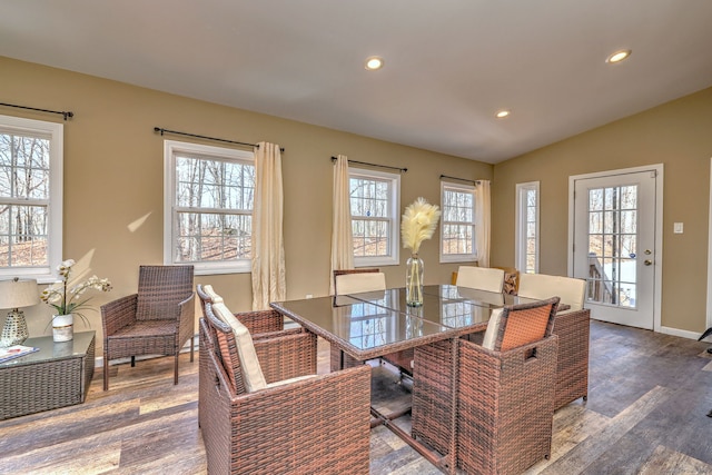340 Webb Cir, Monroe, CT 06468 - dining room featuring recessed lighting, vaulted ceiling, wood finished floors, and baseboards