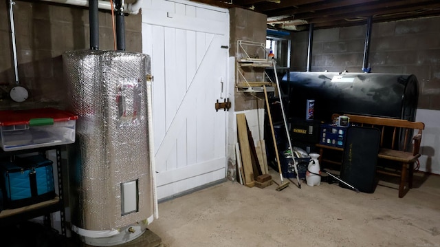view of unfinished basement
