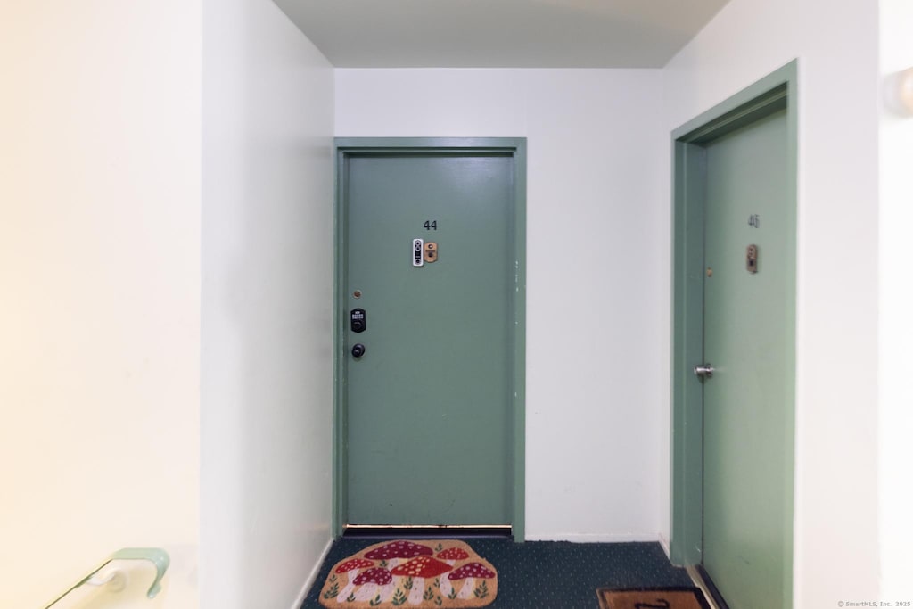 333 Vincellette St Unit 44, Bridgeport, CT 06606 - view of doorway to property