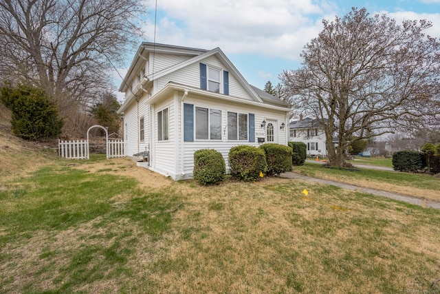 170 Park Rd, Waterbury, CT 06708 - view of property exterior featuring fence and a yard