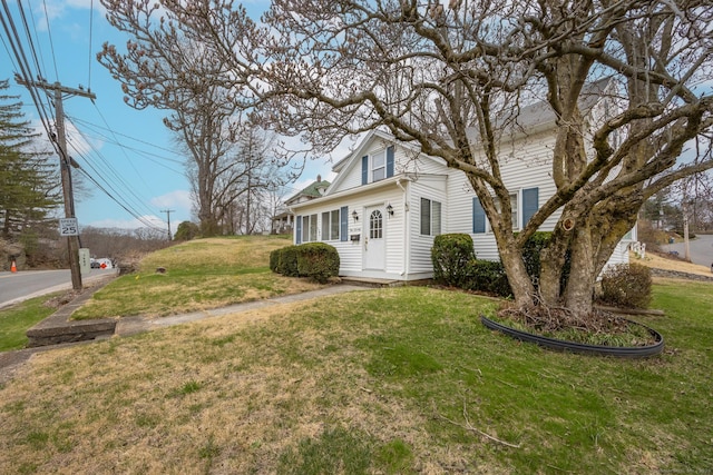 170 Park Rd, Waterbury, CT 06708 - exterior space featuring a front lawn