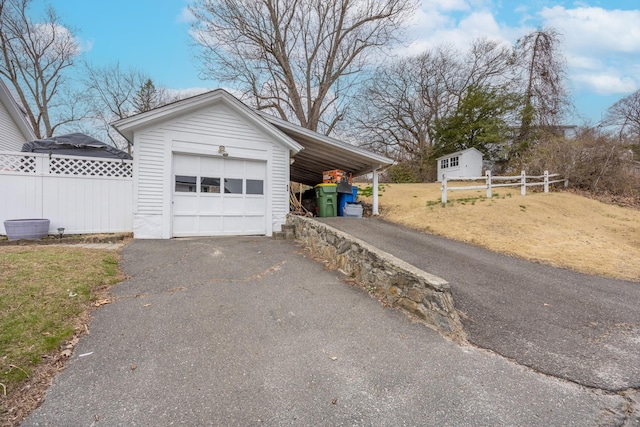 170 Park Rd, Waterbury, CT 06708 - exterior space featuring fence and driveway