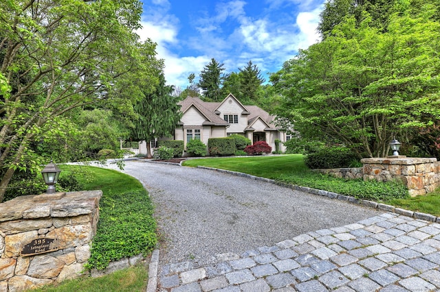 395 Isinglass Rd, Shelton, CT 06484 - view of front facade featuring a front yard