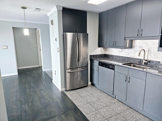184 Pequot Ave Unit 406, New London, CT 06320 - kitchen with decorative backsplash, baseboards, stainless steel appliances, and a sink