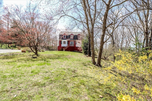 19 Fairchild Rd, Newtown, CT 06470 - view of front facade featuring a front lawn