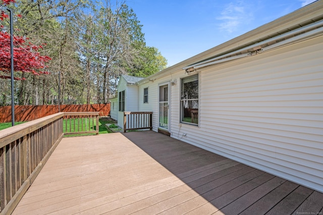 deck with fence