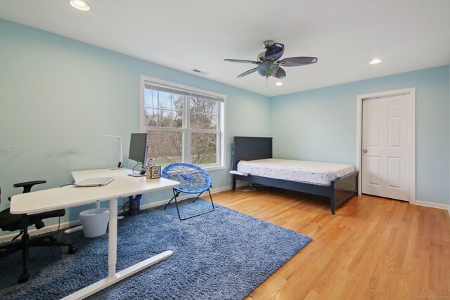 96 Damascus Rd, Branford, CT 06405 - bedroom featuring recessed lighting, wood finished floors, visible vents, baseboards, and ceiling fan