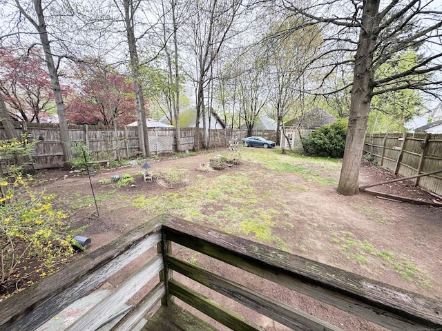 187 W Park Ave, New Haven, CT 06511 - view of yard featuring a fenced backyard