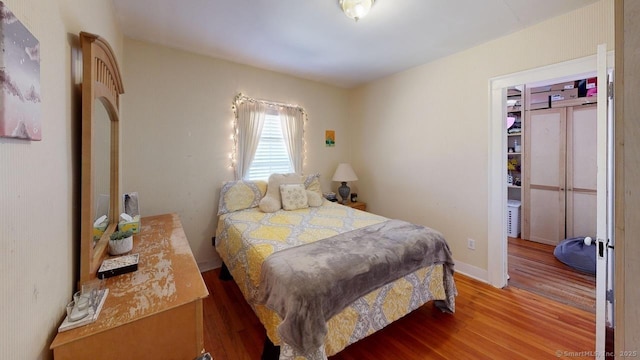 335 Paradise Ave, Hamden, CT 06514 - bedroom with wood finished floors