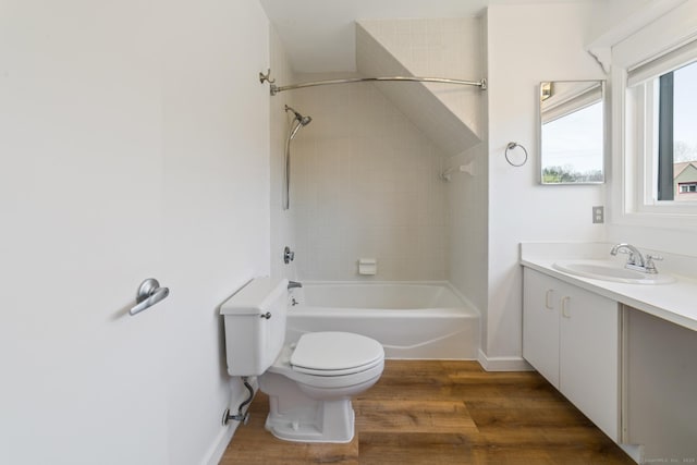 72 Montoya Dr Unit 72, Branford, CT 06405 - full bathroom featuring toilet, baseboards, wood finished floors, vanity, and shower / tub combination