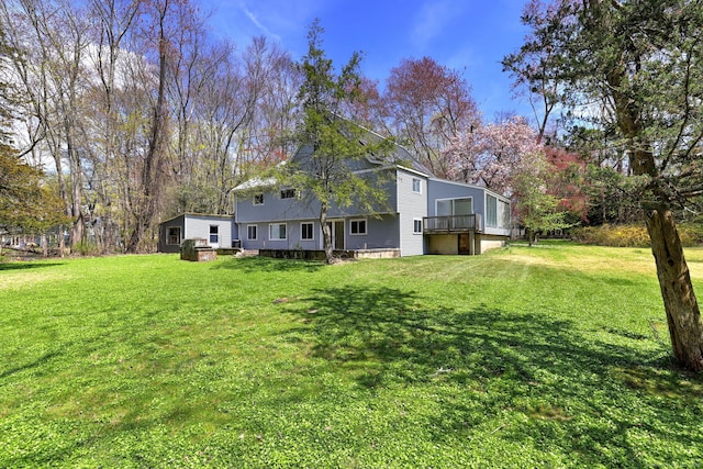472 Westover Rd, Stamford, CT 06902 - view of yard featuring a wooden deck