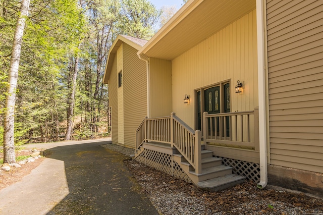 9 Stonehedge Way, Granby, CT 06060 - view of doorway to property