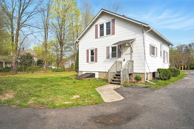 576 Main St, Somers, CT 06071 - view of front of house with a front yard