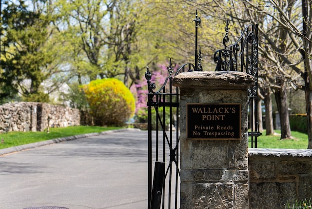 86 Wallacks Dr, Stamford, CT 06902 - view of community / neighborhood sign
