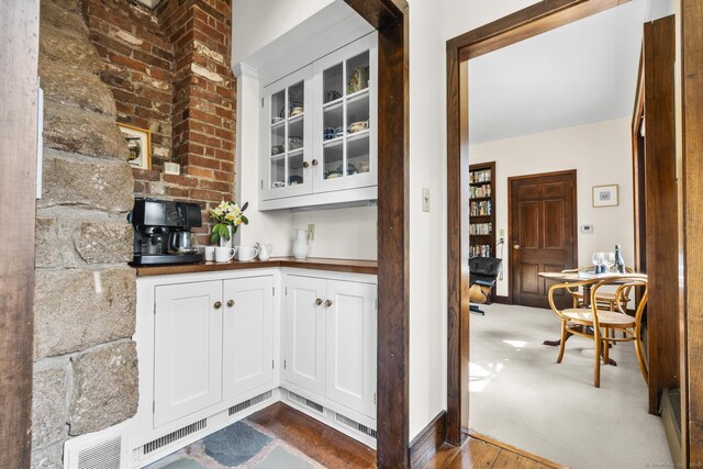 55-69 Sawmill Rd, Branford, CT 06405 - view of bar
