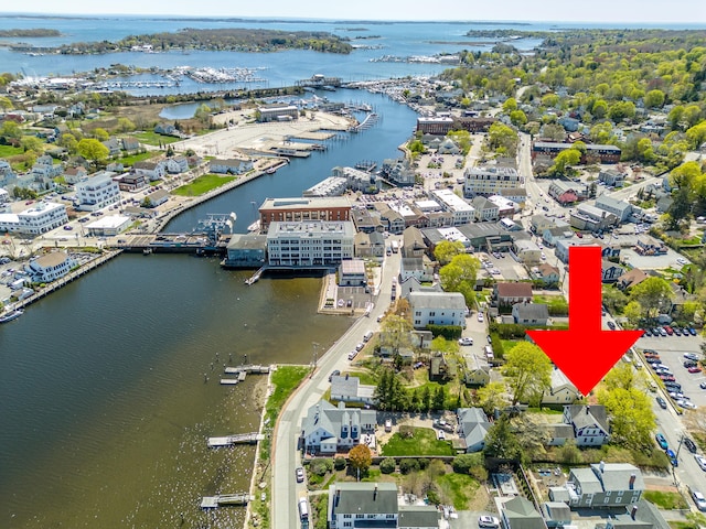 16 Pearl St, Groton, CT 06355 - bird's eye view with a water view