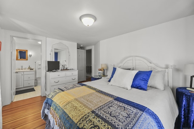 802 State Rd, Richmond, MA 01254 - bedroom featuring ensuite bath and light wood-style flooring