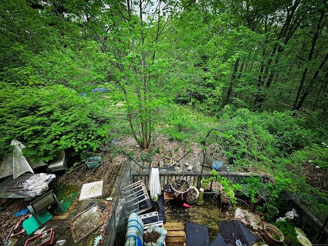 935 Gaylord Mountain Rd, Hamden, CT 06518 - view of yard