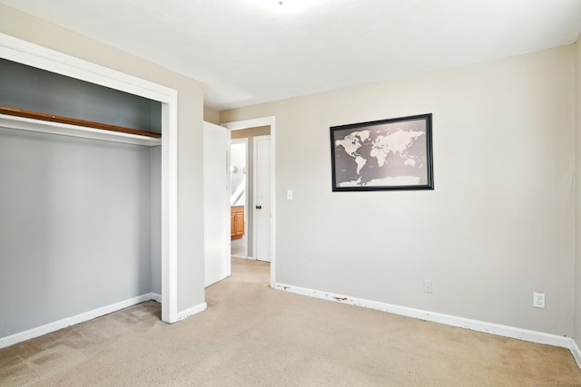 94 Maple Ridge Dr, Somers, CT 06071 - unfurnished bedroom featuring baseboards, carpet, and a closet