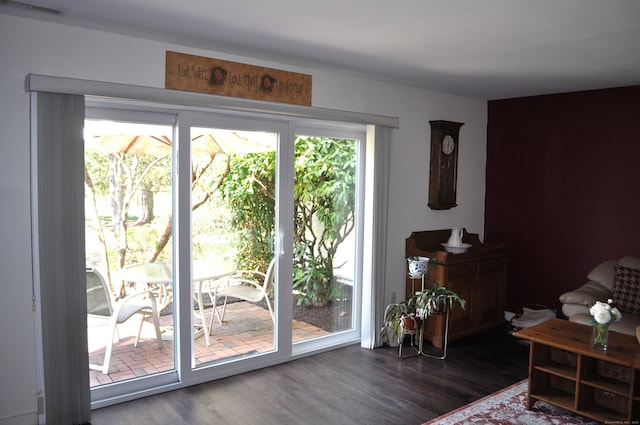 1 E Hayestown Rd Unit 142, Danbury, CT 06811 - entryway featuring visible vents and wood finished floors