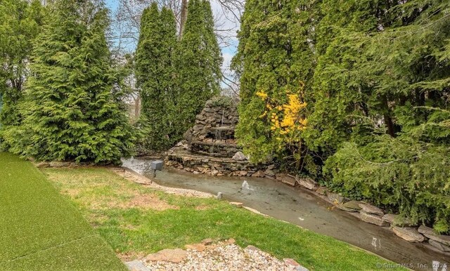 167 Arline Dr, Waterbury, CT 06705 - view of yard