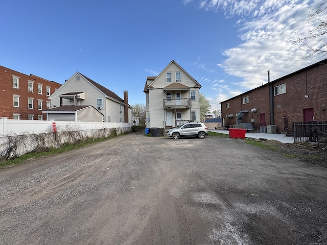 15 Eaton St, Hartford, CT 06114 - view of dirt / gravel road