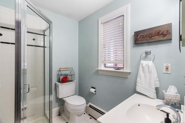 386 Bloomfield Ave, West Hartford, CT 06117 - full bath with baseboard heating, a shower stall, a sink, baseboards, and toilet