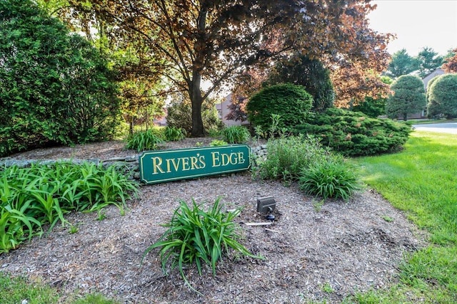 61 Wickhams Fancy Unit 61, Canton, CT 06019 - view of community / neighborhood sign