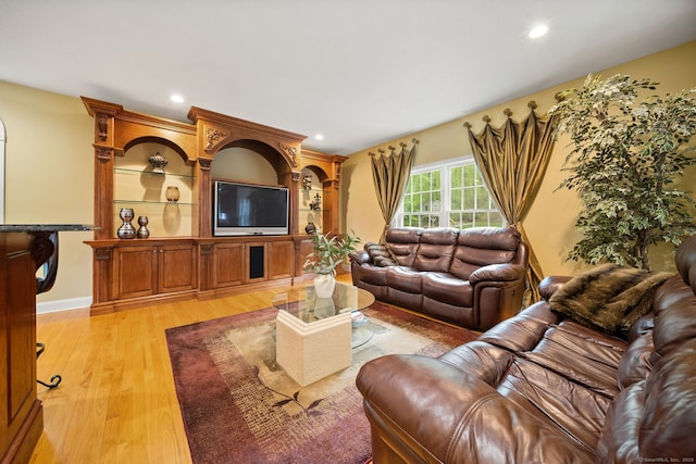420 Winding Rdg, Southington, CT 06489 - living area with recessed lighting and light wood-type flooring
