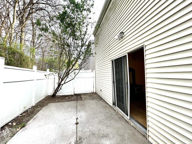 6 Stirling Ct, Middletown, CT 06457 - view of patio with fence