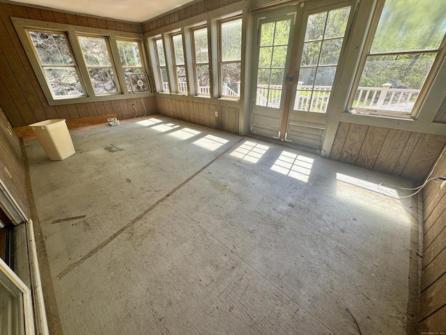 view of unfurnished sunroom