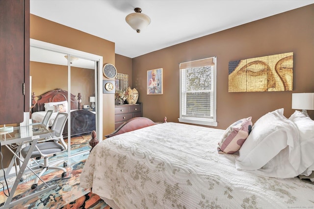 bedroom with a closet