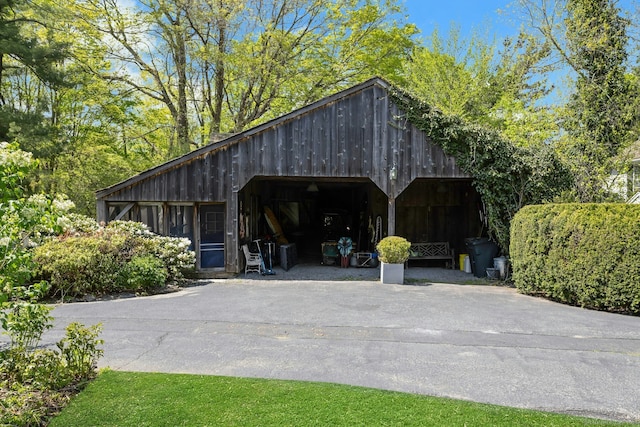 35 Old Redding Rd, Easton, CT 06612 - view of car parking featuring a detached garage