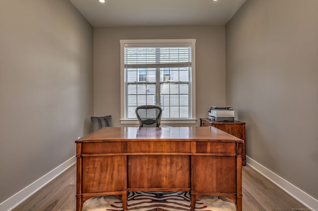 office area featuring recessed lighting, wood finished floors, and baseboards