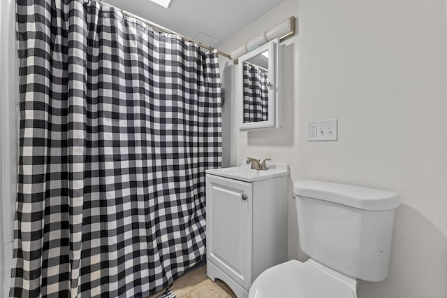 6 Beech St, Bristol, CT 06010 - bathroom with toilet, a shower with shower curtain, and vanity