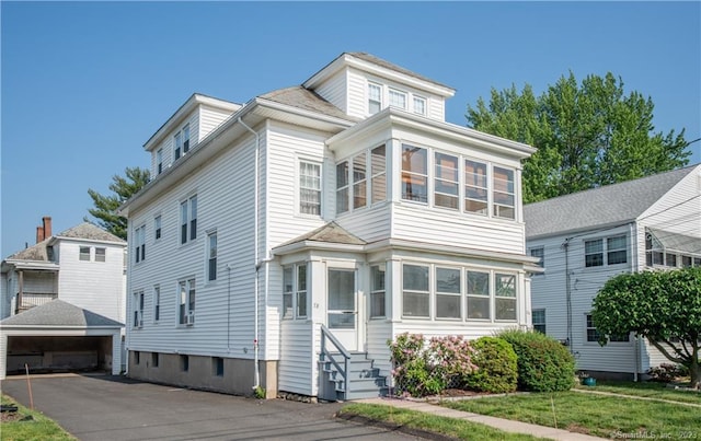 78-80 Lancaster Rd, West Hartford, CT 06119 - american foursquare style home with entry steps, an outbuilding, and a garage