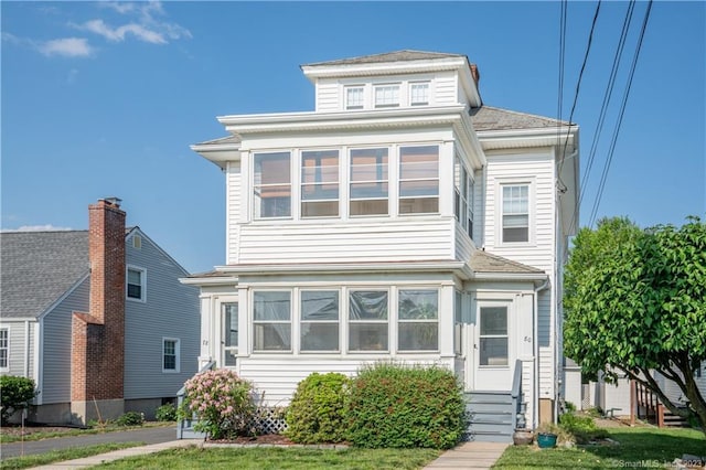 78-80 Lancaster Rd, West Hartford, CT 06119 - view of front facade featuring entry steps