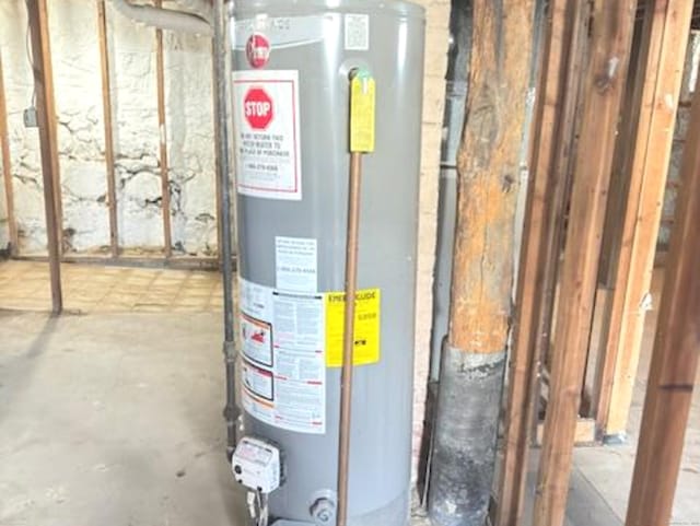 4 Culver Ct, Naugatuck, CT 06770 - utilities featuring water heater