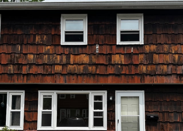 136 Westbury Park Rd Apt C, Watertown, CT 06795 - view of side of property