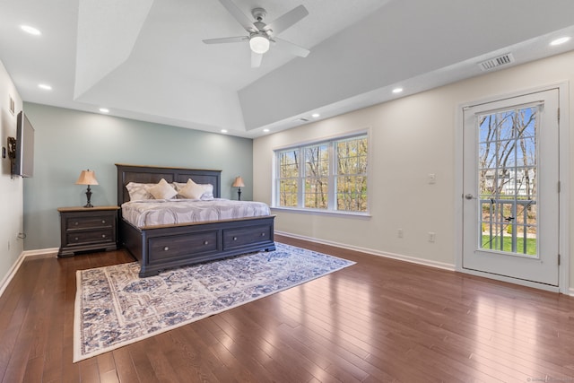 bedroom featuring dark wood-type flooring, visible vents, recessed lighting, and baseboards