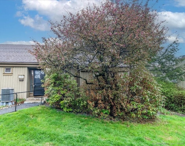 79 Heritage Vlg Unit B, Southbury, CT 06488 - view of yard with central air condition unit