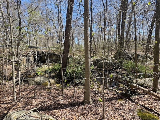 78 Airline Rd, Clinton, CT 06413