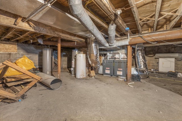 unfinished below grade area featuring gas water heater